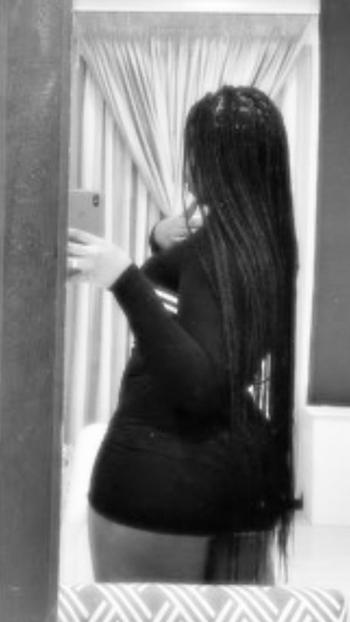 Nyia, 21  female escort, Athens